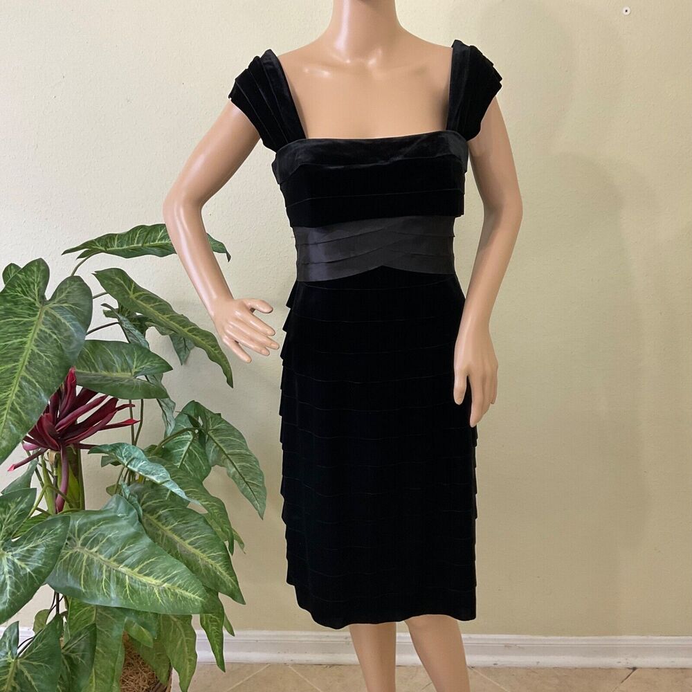 Vintage Jessica H LBD cocktail party dress Y2K  90s Velour shutter pleats size 8
